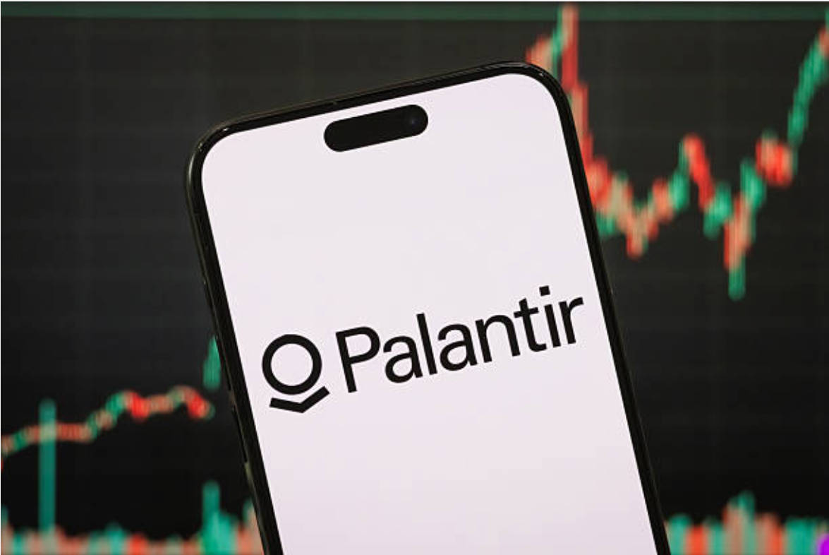 Palantir Technologies (PLTR): AI-Powered Breakout or Bubble? A Deep Dive into the 2025 Surge and Future Outlook